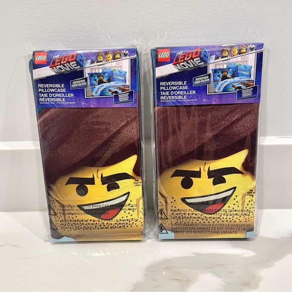 🟤2/$25 NEW The Lego Movie 2 “Let’s Build Together” Pillowcase - Picture 1 of 3